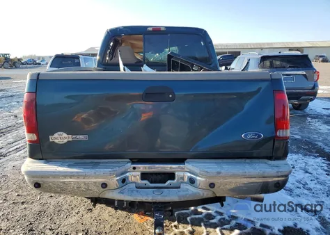 2005 Ford F250 Super Duty из США, поврежденный, VIN 1FTSW20P75EA12544